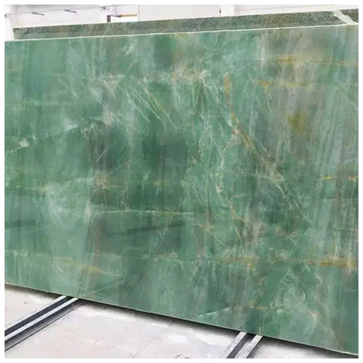Thạch anh xanh ngọc lục bảo