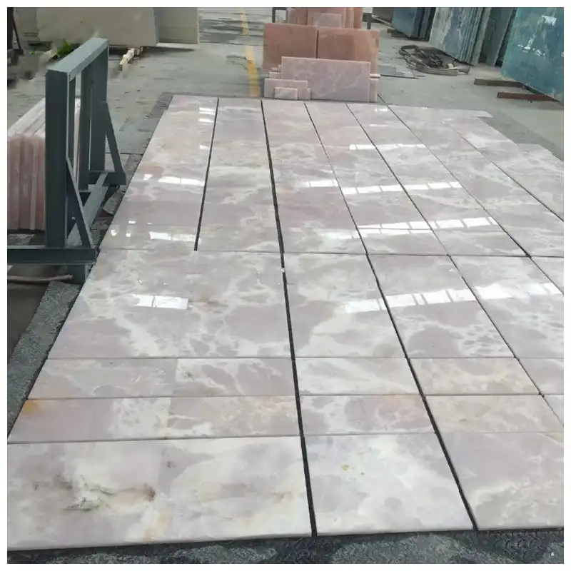 Ngói Onyx màu hồng nhạt